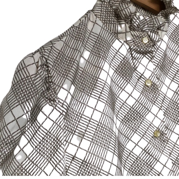 Country Suburban 1970’s vintage button down top. - Picture 2 of 6